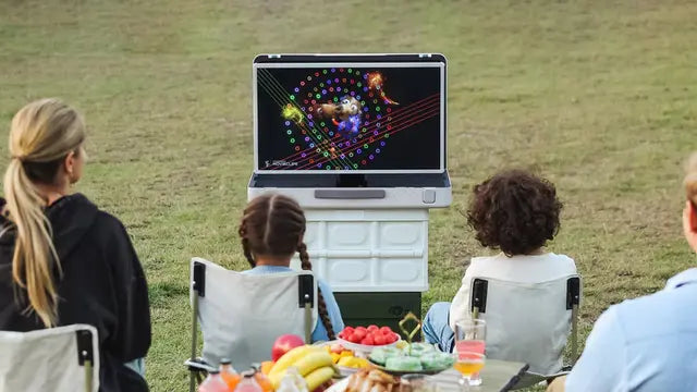 شاشة متنقلة بتصميم حقيبة محمولة ببطارية تكتك 27 بوصة 6800 مللي أمبير Taktik Briefcase Smart Screen